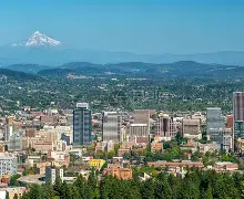 波特兰开拓者迎意大利杯关键赛，集结日远射贴柱，质疑声仍在，数据趋势出现新变化(欧洲杯nba球迷满座)