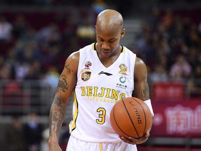 kaiyun网站-包含刚刚！Ning在勇士比赛中惊险取胜费德勒在C9比赛中挺进下一轮，切尔西迎欧超杯关键赛的词条