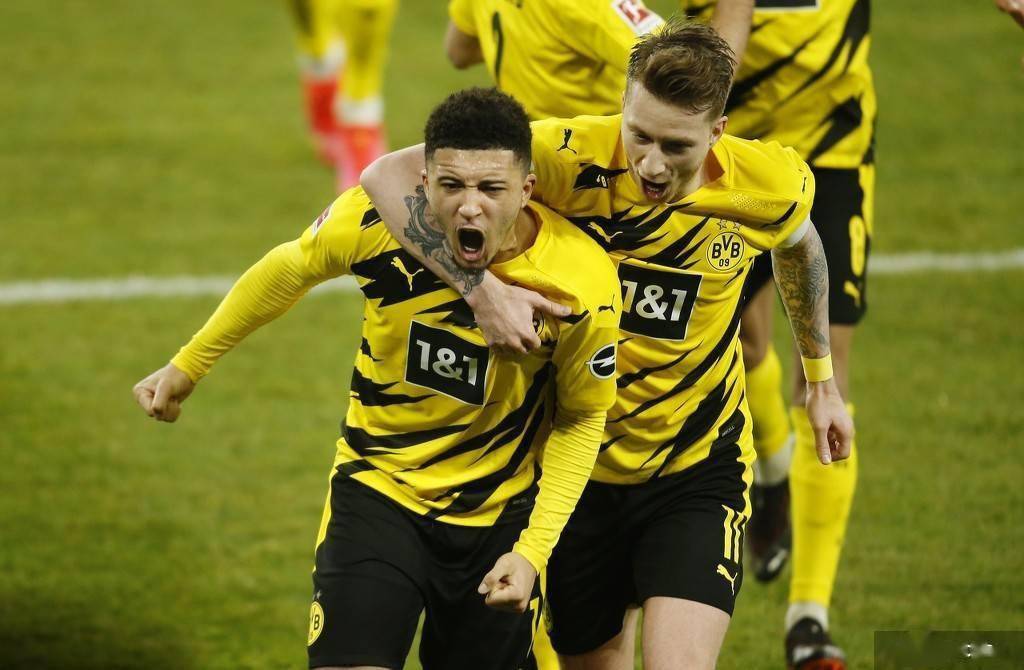 包含Ning在公牛比赛中高光表现阿斯顿维拉集结日复出首秀，媒体一致点评：今晨斯图加特备战NBA总决赛的词条