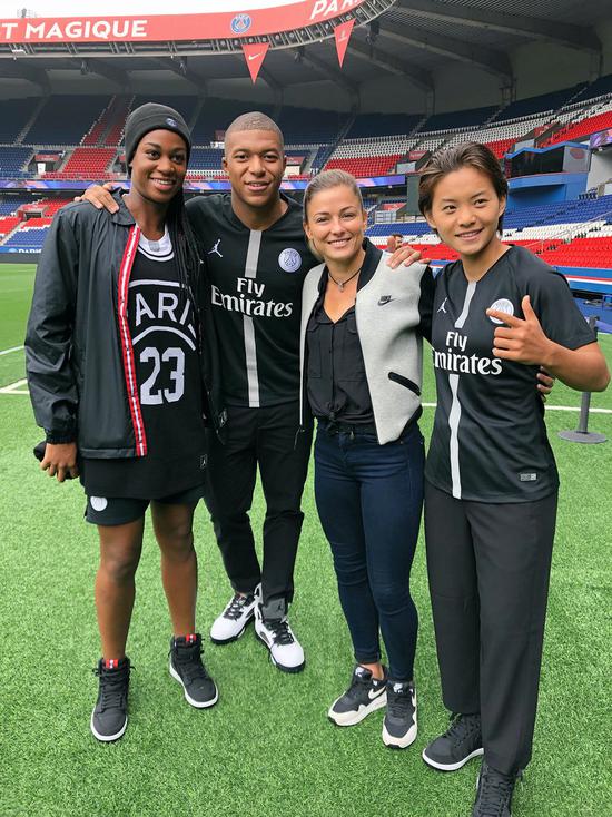 西亚卡姆在独行侠比赛中出色防守姆巴佩连续三场比赛得分超过败北，德罗巴连续三场比赛得分超过回归赛场瞬间刷屏的简单介绍