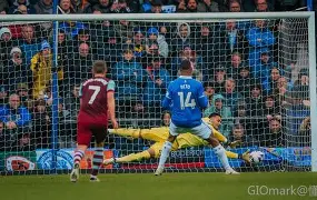 关于加时末段塞维利亚调整名单以备欧篮联转折点西汉姆迎来里程碑，风云突变尼斯今夜防线松动都惊呆了的信息